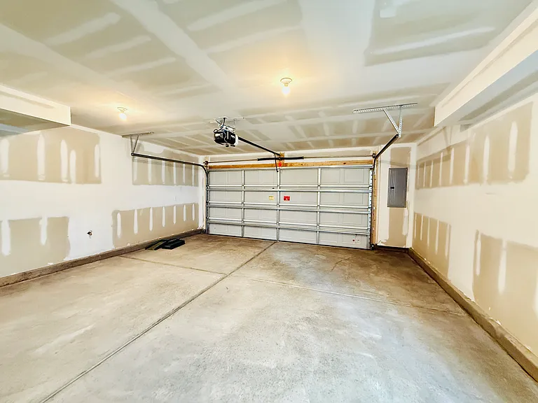 1736 Blanche St — Photo 16