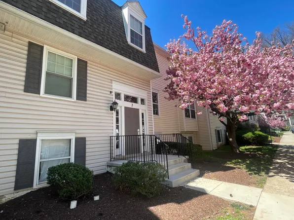 3 Pickering Ct, Germantown, MD
