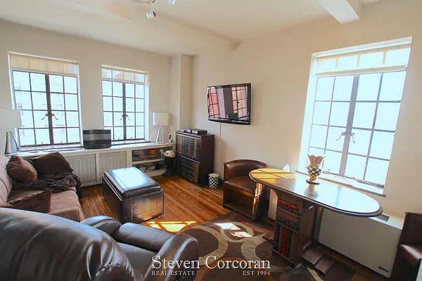 Sold by Steven Corcoran Real Estate | media 11