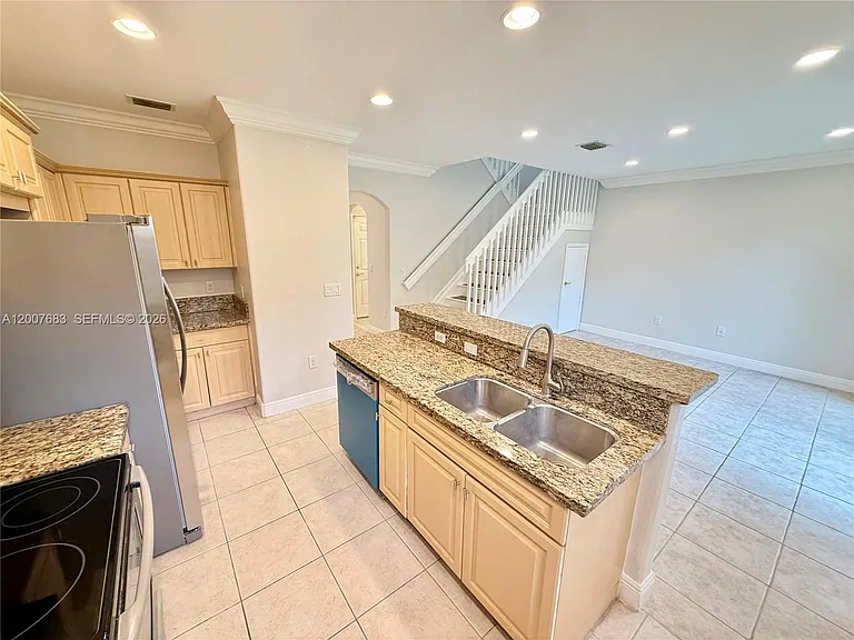 2674 SW 84th Ter #102 — Photo 12