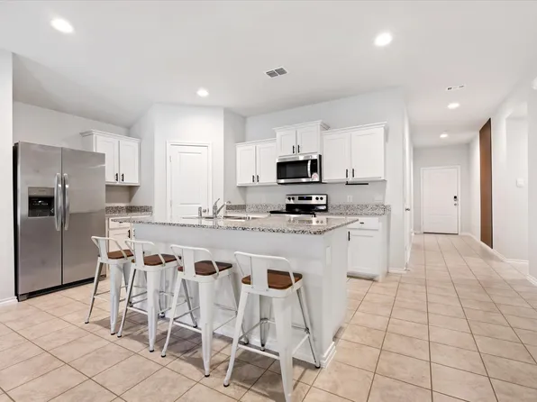 3052 Manu St, Fort Worth, TX 76123