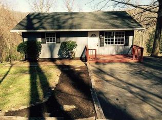 693 Vinton Ave, Erwin, TN 37650