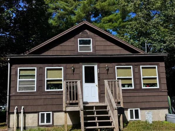 28 Winter Street, Madison, ME 04950