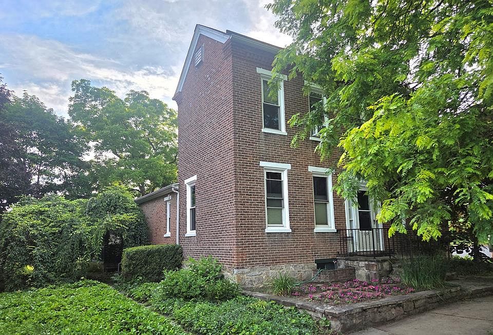 1st image of 1732 Mifflin St