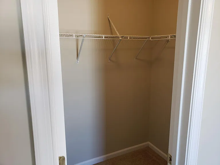 1006 Hoke Ln — Photo 24