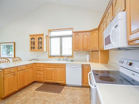 4th image of 3008 Roxboro Dr