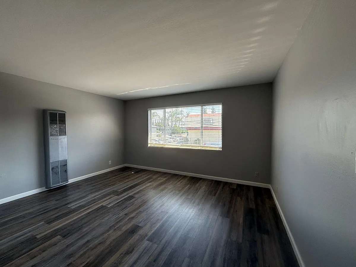 Building Photo - 1622 Pomeroy Ave