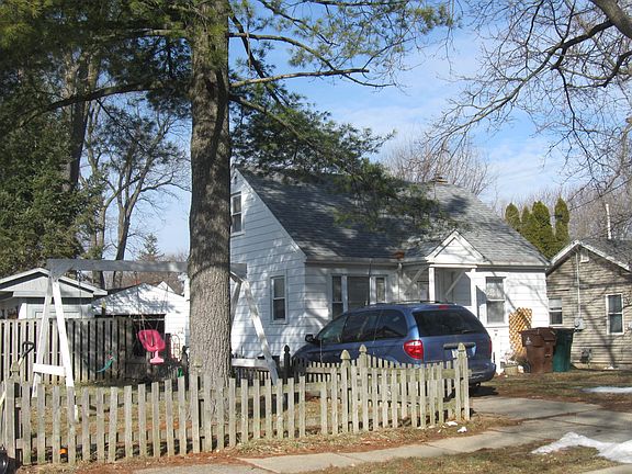 3rd image of 2008 Marion Ave