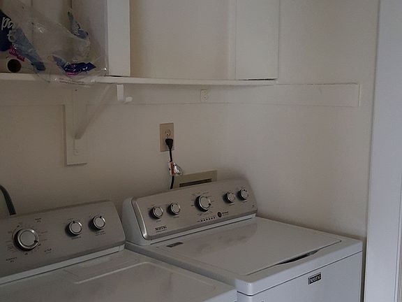 5th image of 214 Attwick Ct
