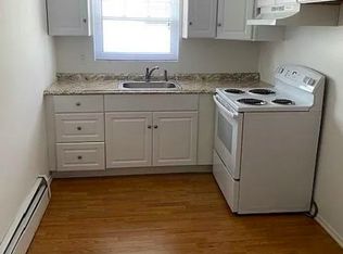 470 Glenbrook Rd APT 3H, Stamford, CT 06906
