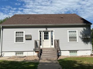 913 S 1st Ave APT 3, Sioux Falls, SD 57104