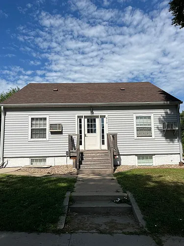 913 S 1st Ave Photo 1