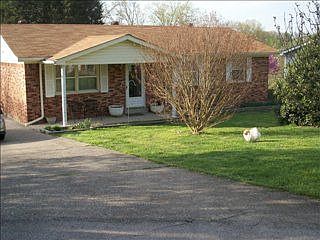 1st image of 120 Forest Hill Dr