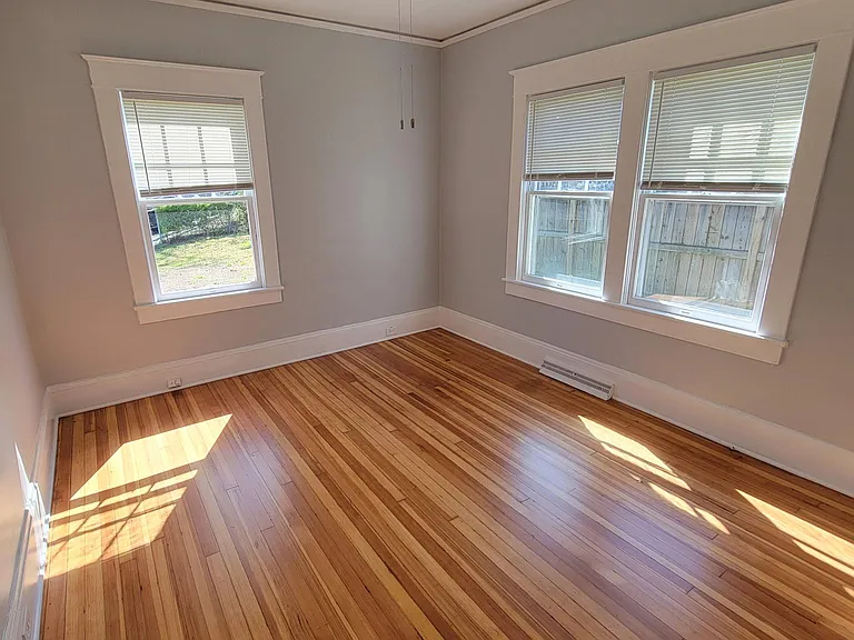 606 N Mendenhall St — Photo 6