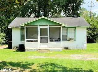 921 Old Daphne Rd, Bay Minette, AL 36507