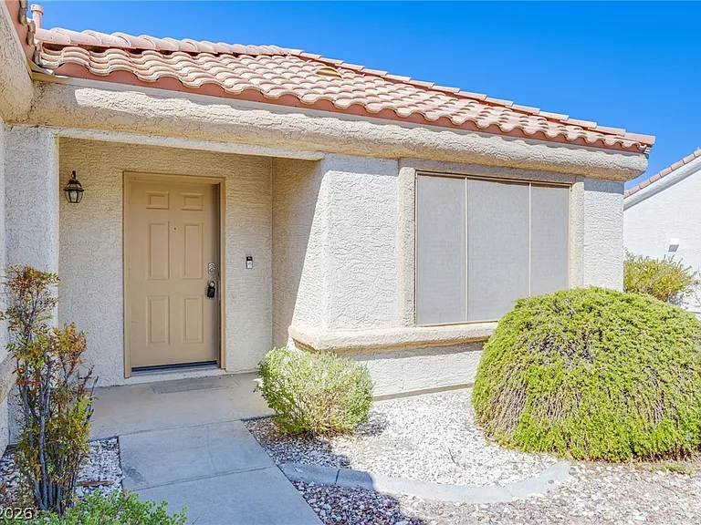 7812 Wedlock Ln — Photo 3