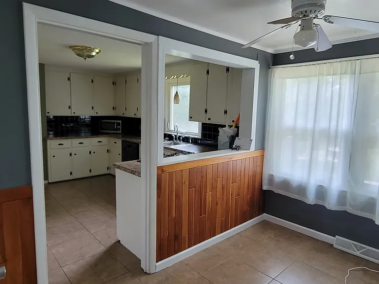 1051 Mill Rd — Photo 14