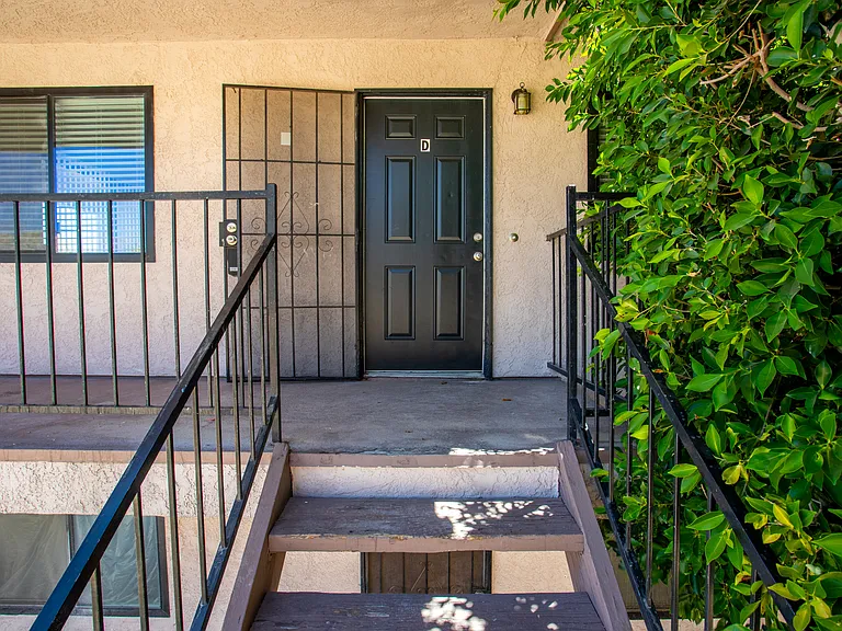 68200 Calle Las Tiendas — Photo 2
