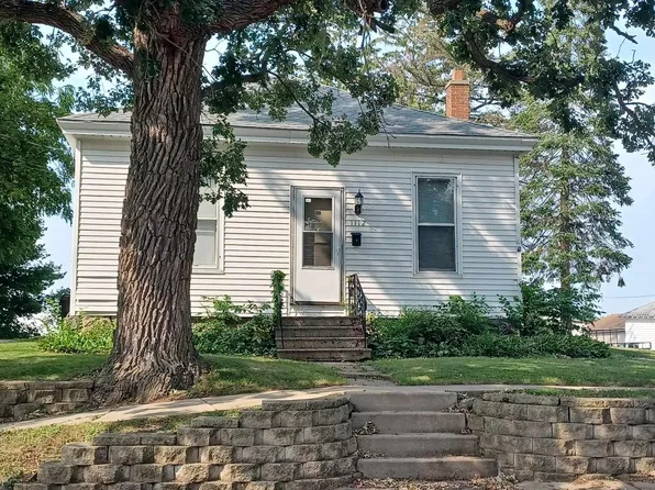 1112 11th AVENUE, Union Grove, WI 53182