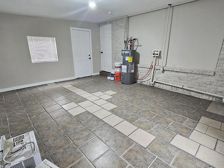 2616 Oakcliff St — Photo 12