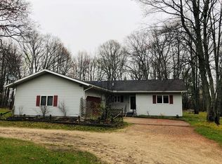 5791 Dagon Rd, Johannesburg, MI 49751