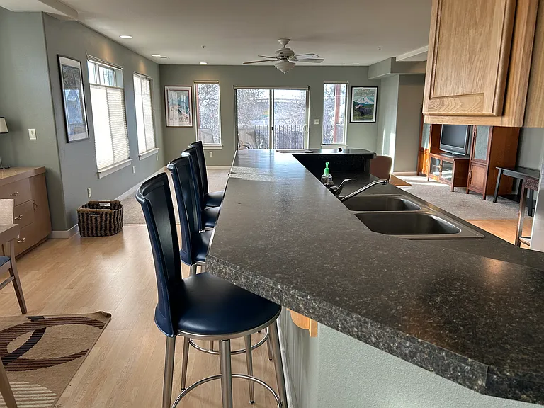 28 Colorado Ave #E — Photo 17