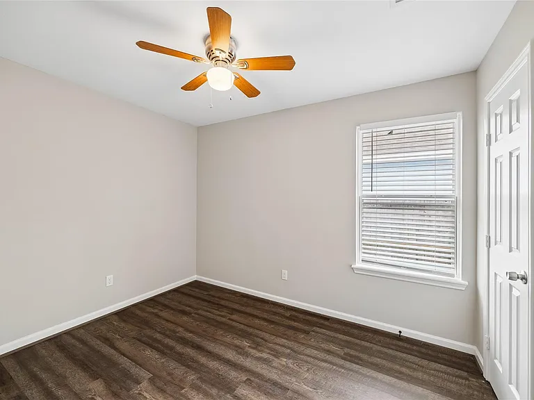 3342 Simmons St — Photo 13