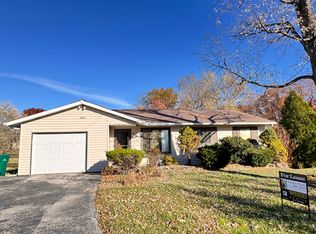 3626 Blecha Rd, Imperial, MO 63052