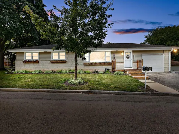 9609 West Hope AVENUE, Wauwatosa, WI 53222