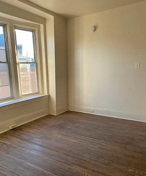 409 N George St #1 — Photo 4