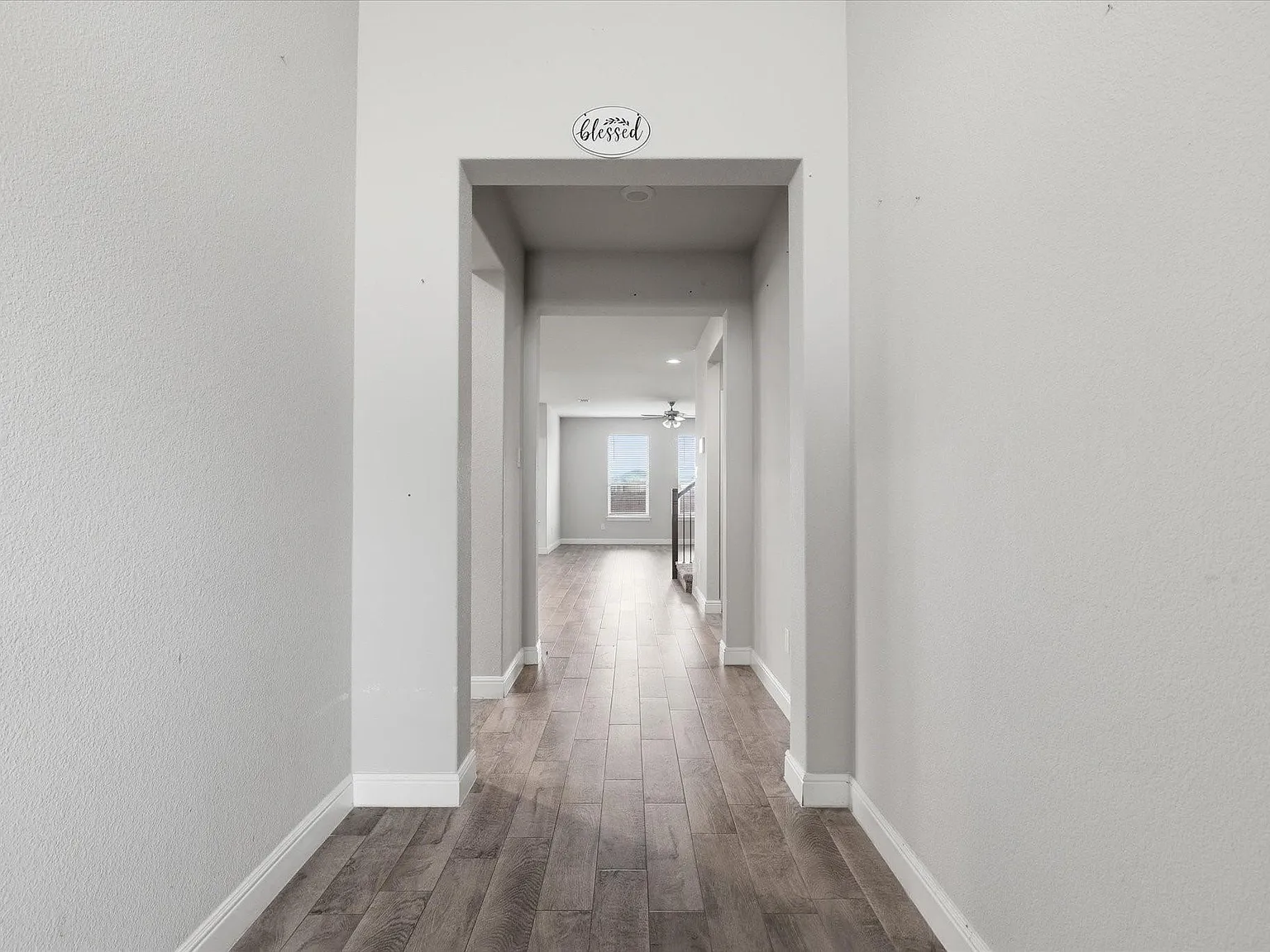 5 bed, 2750 sqft, $3,000 — Photo 3