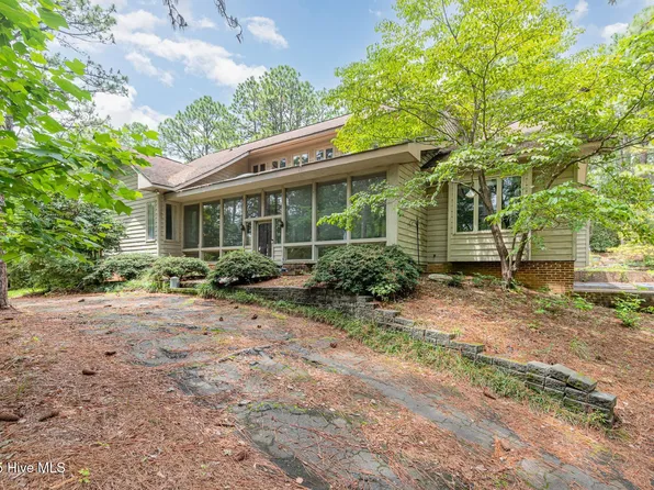 1450 Fort Bragg Road, Southern Pines, NC 28387