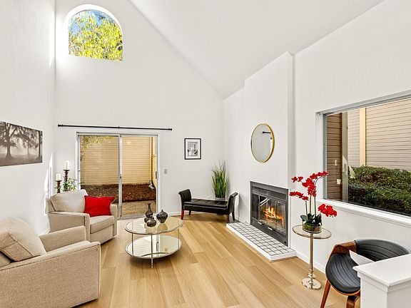 2nd image of 3351 Yulupa Avenue