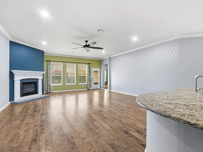 2508 Hilltop Divide Ln — Photo 6
