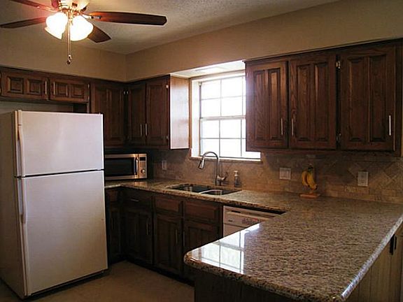 2nd image of 1017 Anita Dr