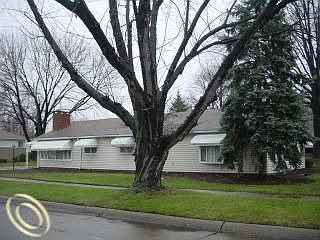 2nd image of 28620 Roan Dr