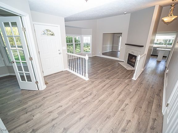 5th image of 225 Westwind Dr Unit 57