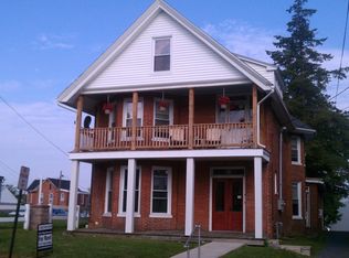 34 S Church St APT 4, Waynesboro, PA 17268