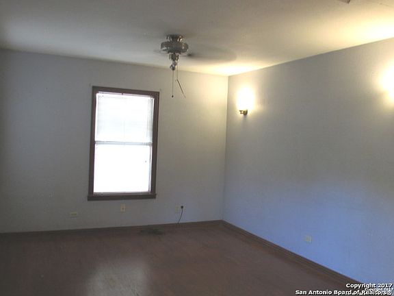 3rd image of 326 Ward Ave