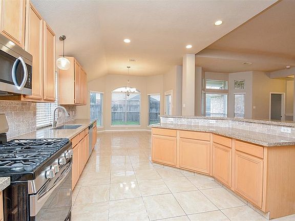 3rd image of 1114 Peacham Ct