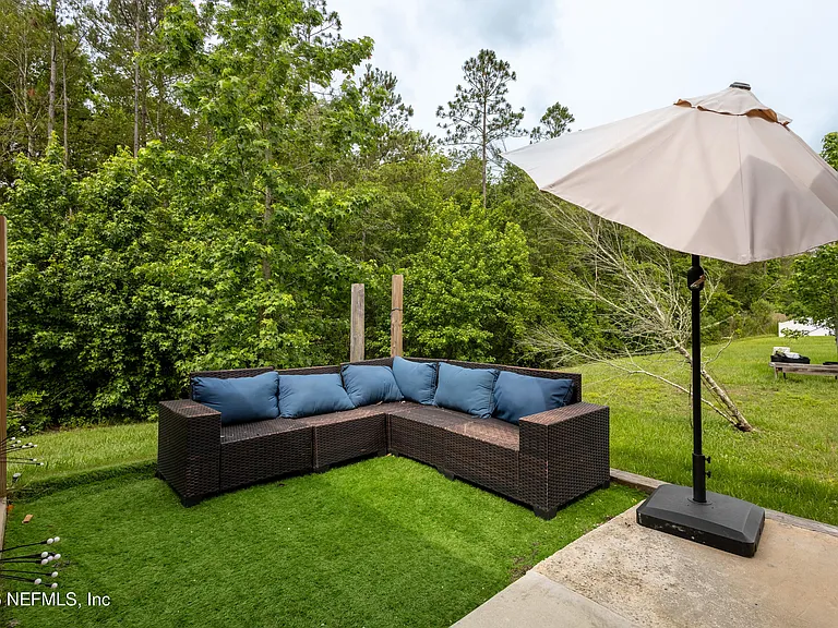 2446 Oak Stream Dr — Photo 33