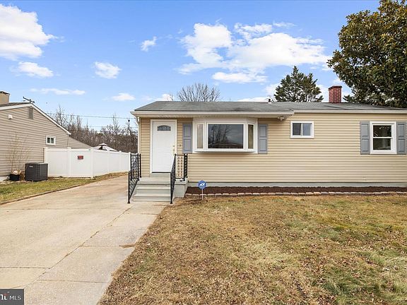 4th image of 7831 Overhill Rd