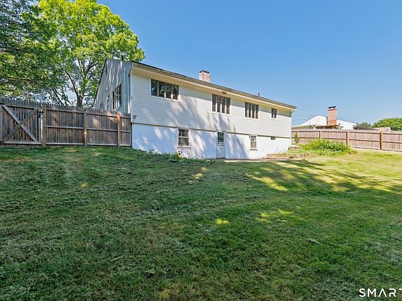 3rd image of 3 Brent Road