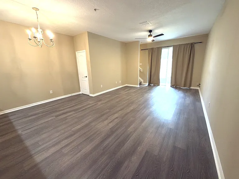5851 Strada Capri Way — Photo 3