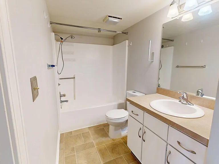 103 Fieldcrest St #301 — Photo 9