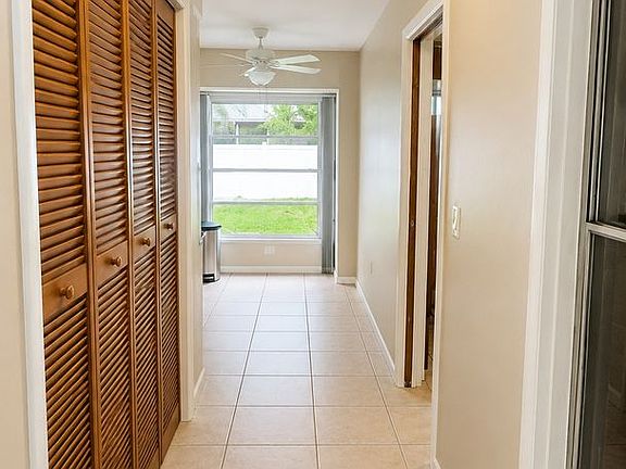 3rd image of 3435 Dunbar Dr