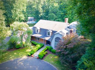 199 Hawks Hill Rd, New Canaan, CT 06840