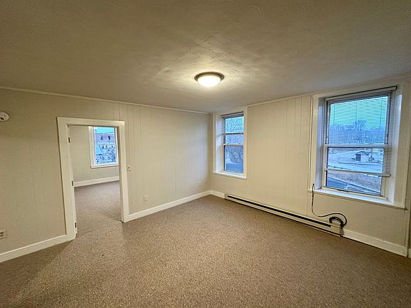 3rd image of 448 Hartford Pike #G