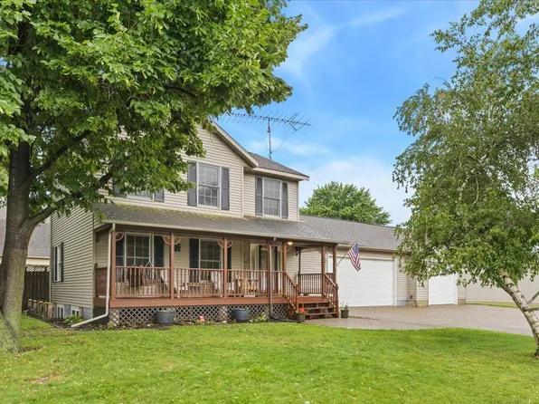 624 S 7th St, Lake City, MN 55041