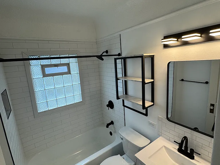 14945 Delaware Ave #1 — Photo 8